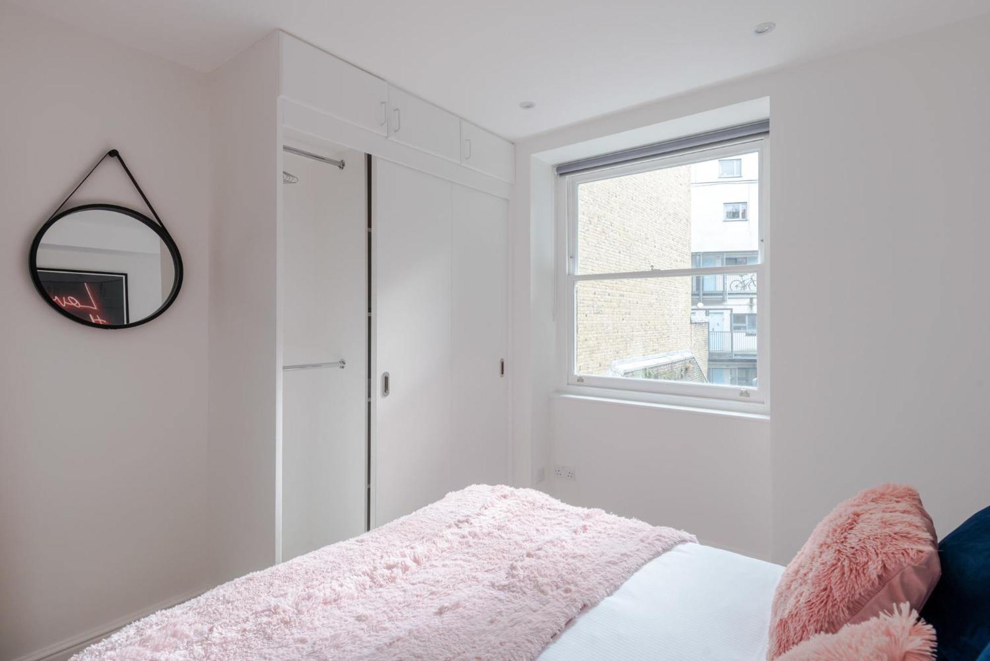The Sensual Breeze - Fitzrovia Apartment London Exterior photo