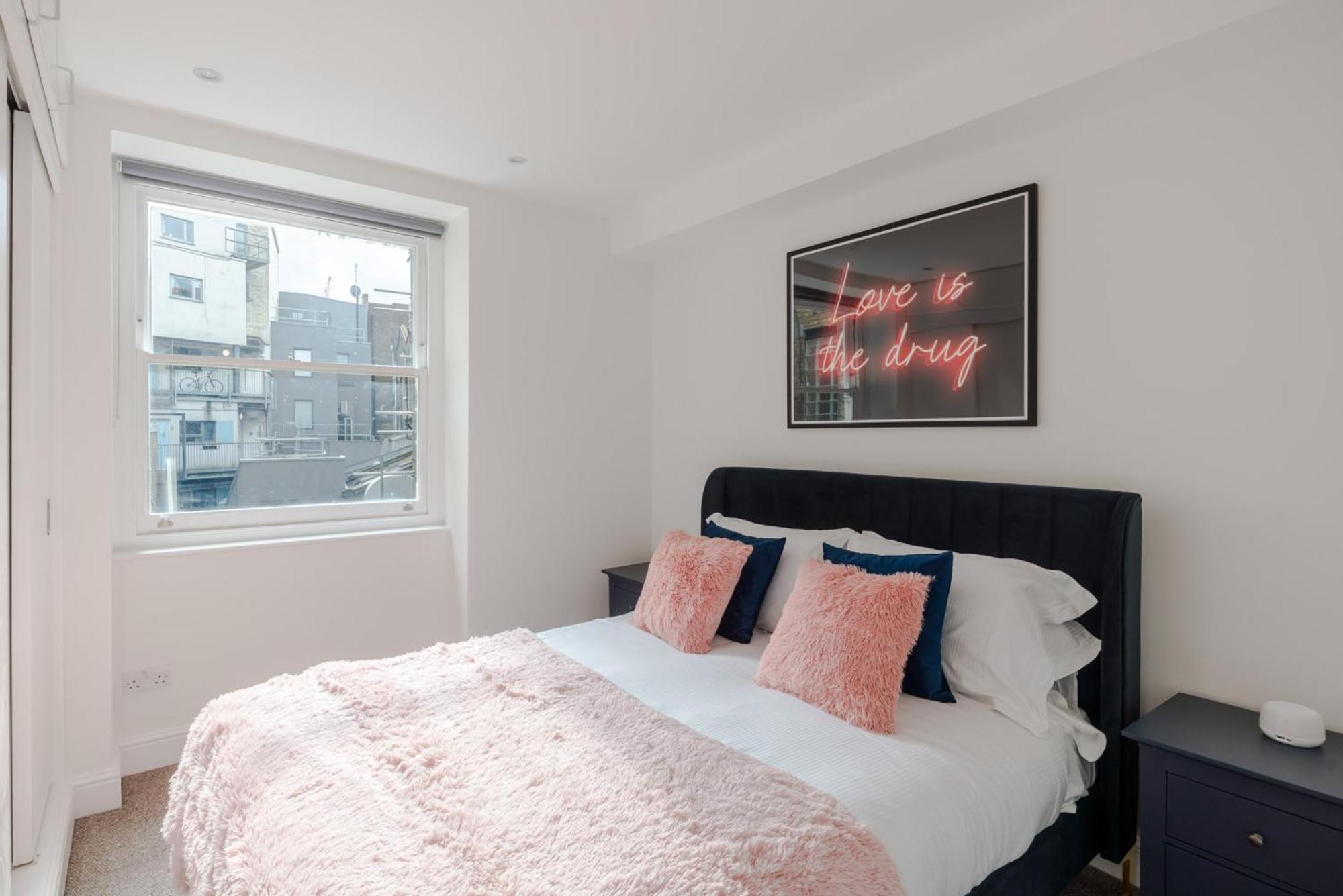 The Sensual Breeze - Fitzrovia Apartment London Exterior photo